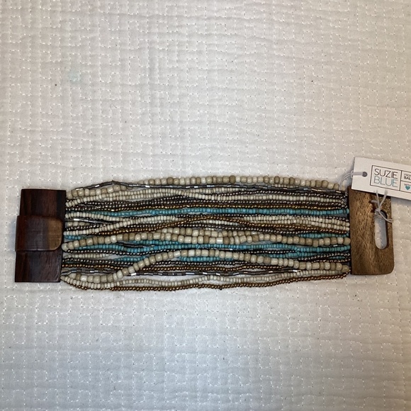 Suzie Blue Jewelry - Beaded and wood bracelet, Suzie Blue, Handmade